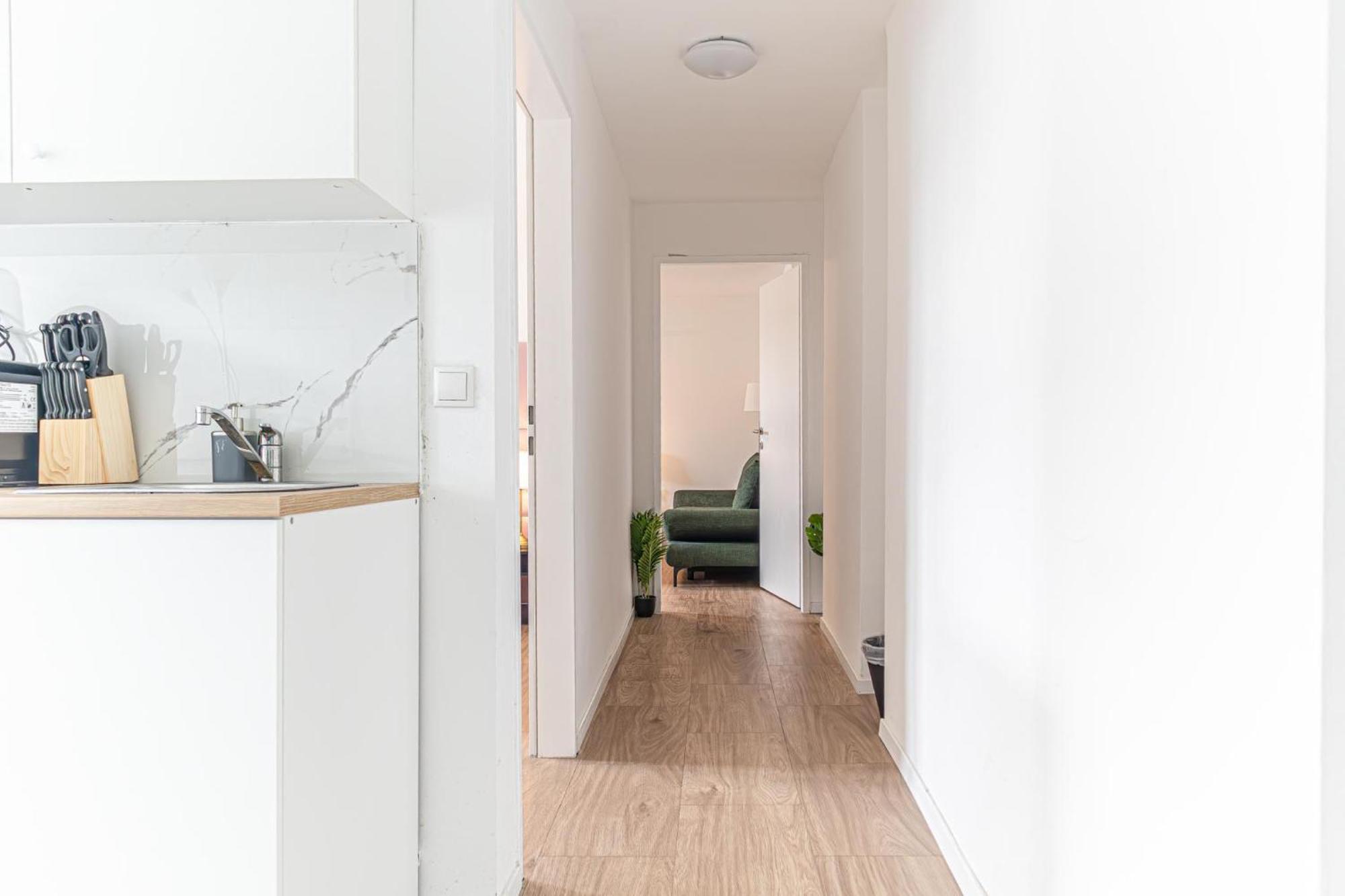 Convenient 2Br Apt. Near U6 Station Am Schoepfwerk فيينا المظهر الخارجي الصورة